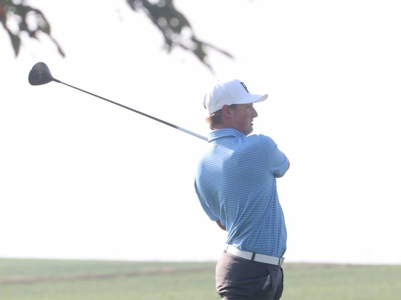 Bryer Harris tees off on the 18th hole during the Illinois Valley Mens Golf Championship on Sunday, July 28. 2024 at Mendota Golf Club.