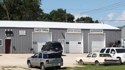 DeKalb auto repair business seeks rezoning of 4 nearby properties