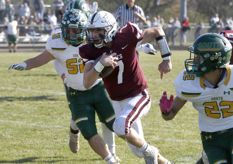 Prairie Ridge's Tyler Vasey runs through the Crystal Lake South defense during a IHSA Class 6A first round playoff football game Saturday, Oct. 29, 2022, between Prairie Ridge and Crystal Lake South at Prairie Ridge High School in Crystal Lake.