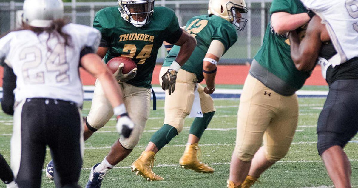 Semipro Chicago Thunder football showcases passionate players for local