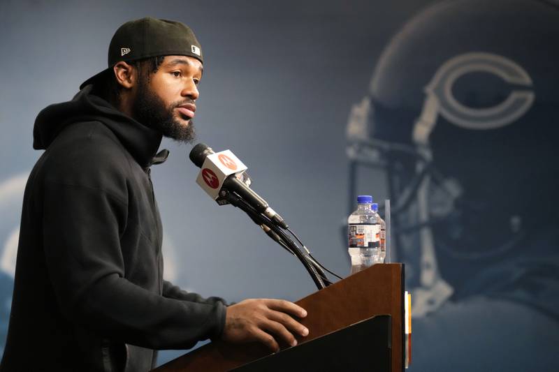Chicago Bears running back D'Andre Swift speaks at a news conference after NFL football practice in Lake Forest, Ill., Friday, May 31, 2024. (AP Photo/Nam Y. Huh)