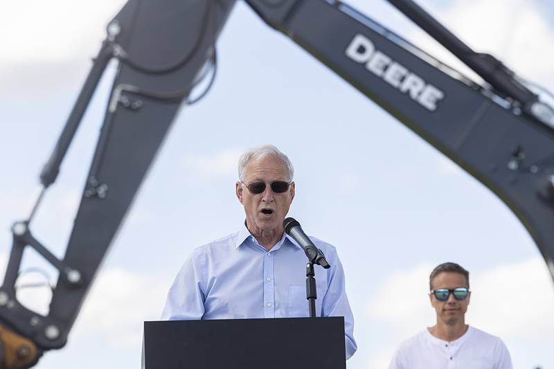 Dixon Mayor Glen Hughes speaks before a crowd Wednesday, May 29, 2024, at the groundbreaking of a new hotel in Dixon’s Gateway project. Fairfield Inn by Marriott is expecting to open in the spring of 2025.