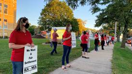 Harvard District 50 teachers protest amid contract negotiations