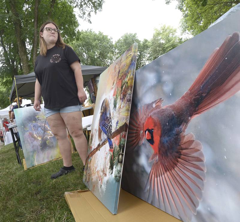 A variety of paintings, photos and crafts were available for viewing and purchasing Saturday during the return of Art in the Park at Washington Square in Ottawa.