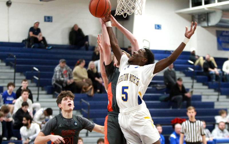 Photos: Wheaton North vs. St. Charles East in boys basketball – Shaw Local