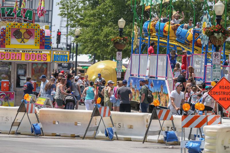 Photos Grove Fest in Downers Grove Shaw Local