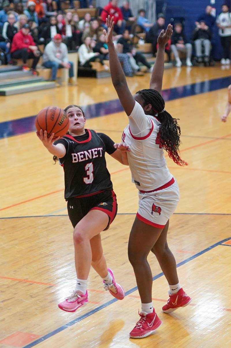 Benet’s Aria Mazza (3) shoots the ball in the post against Bolingbrook's Jasmine Jones (40) during a Oswego semifinal sectional 4A basketball game at Oswego High School on Tuesday, Feb 20, 2024.