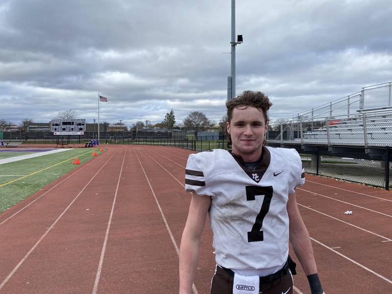 Mount Carmel's Blainey Dowling scored both on the ground and in the air to help the Caravan come back and win their Class 7A second-round game against Downers Grove North, 24-6, on Saturday.