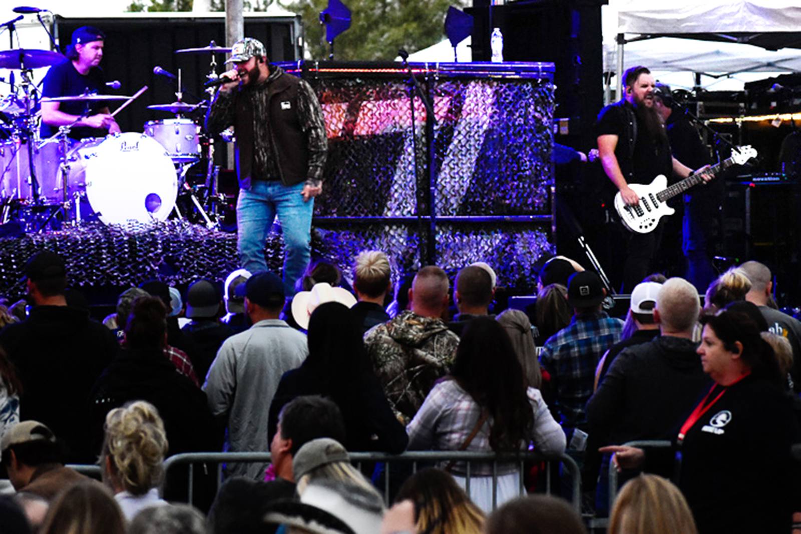 McHenry concerts raise more than 200,000 toward new splash pad Shaw