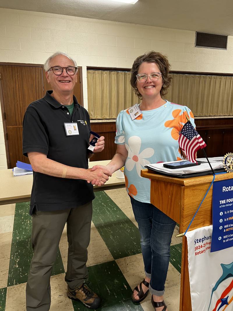 Nathalie Schmidt, Sunrise Rotary Foundation Chair, awarded Anderson with a Paul Harris Major Donor pin signifying his $10,000 level of giving. The Rotary Foundation continues to do good in the world with more than 1.2 million members in 220 countries across the globe.