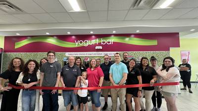 Menchie’s Frozen Yogurt opens in Minooka just in time for summer