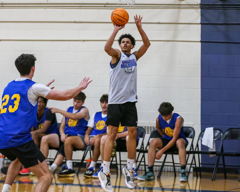 Riverside-Brookfield's Cameron Mercer shoots a jump shot at the Riverside-Brookfield Summer Shootout basketball tournament. June 22, 2024.