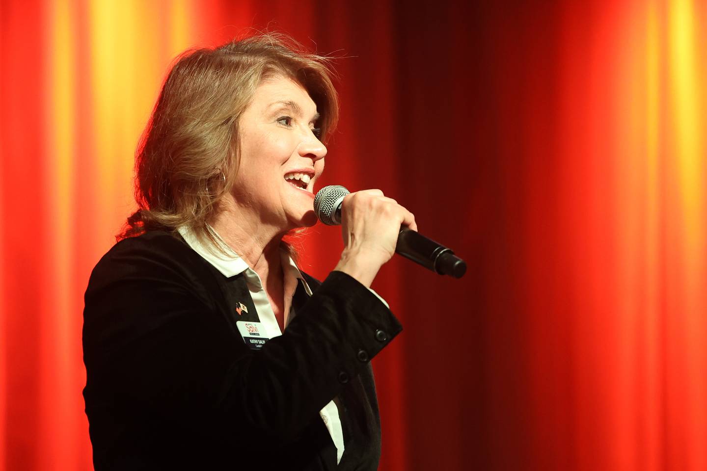 Kathy Salvi, candidate for US Senate, speaks at the GOP rally at 115 Bourbon Street in Merrionette Park on Monday.