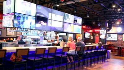 Ideal sports bars in northern Illinois for watching the big game