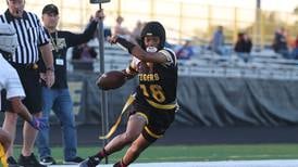 Neveaha Simms’ 4 TDs lead Joliet West flag football past Joliet Central