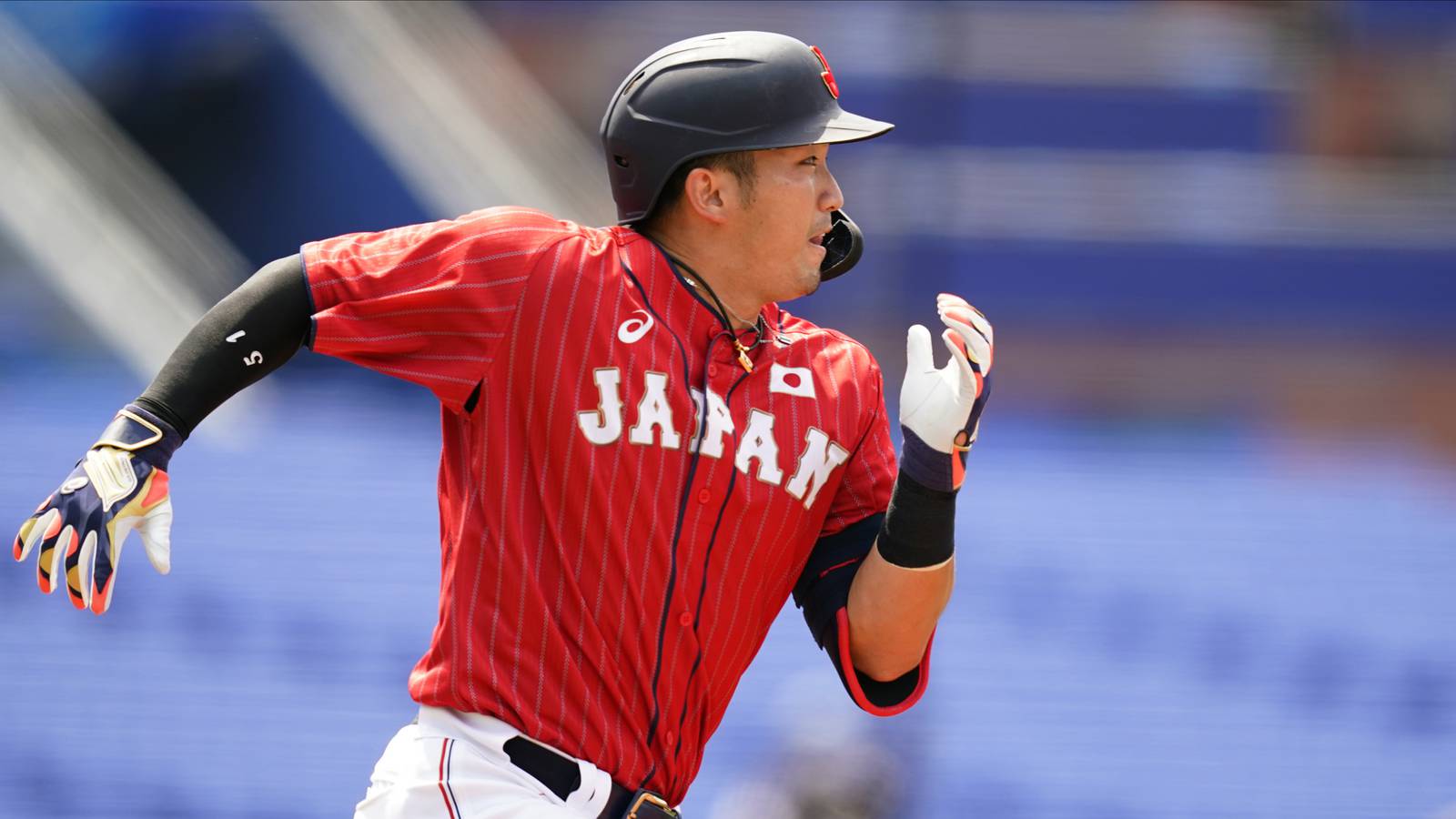 Report Cubs sign Japanese star outfielder Seiya Suzuki to fiveyear
