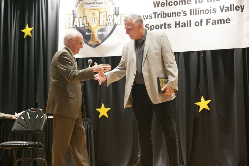 Browns radio announcer Doug Dieken to retire