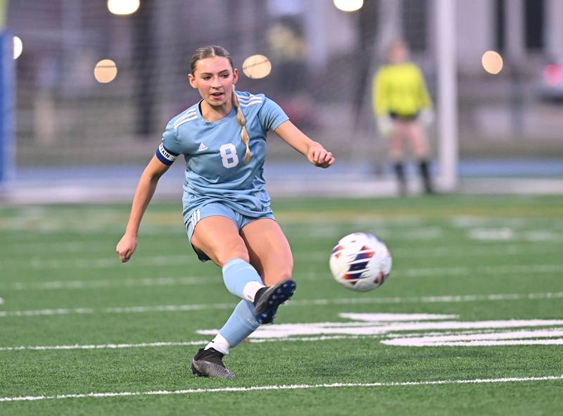 Joliet Catholic's Ella Dwyer passes the ball during the non-conference game against Plainfield East on Wednesday, March. 13, 2024, at Joliet.