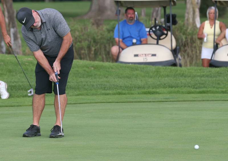 Rick Krumscheid puts on the 17th hole during the Illinois Valley Mens Golf Championship on Sunday, July 28. 2024 at Mendota Golf Club.