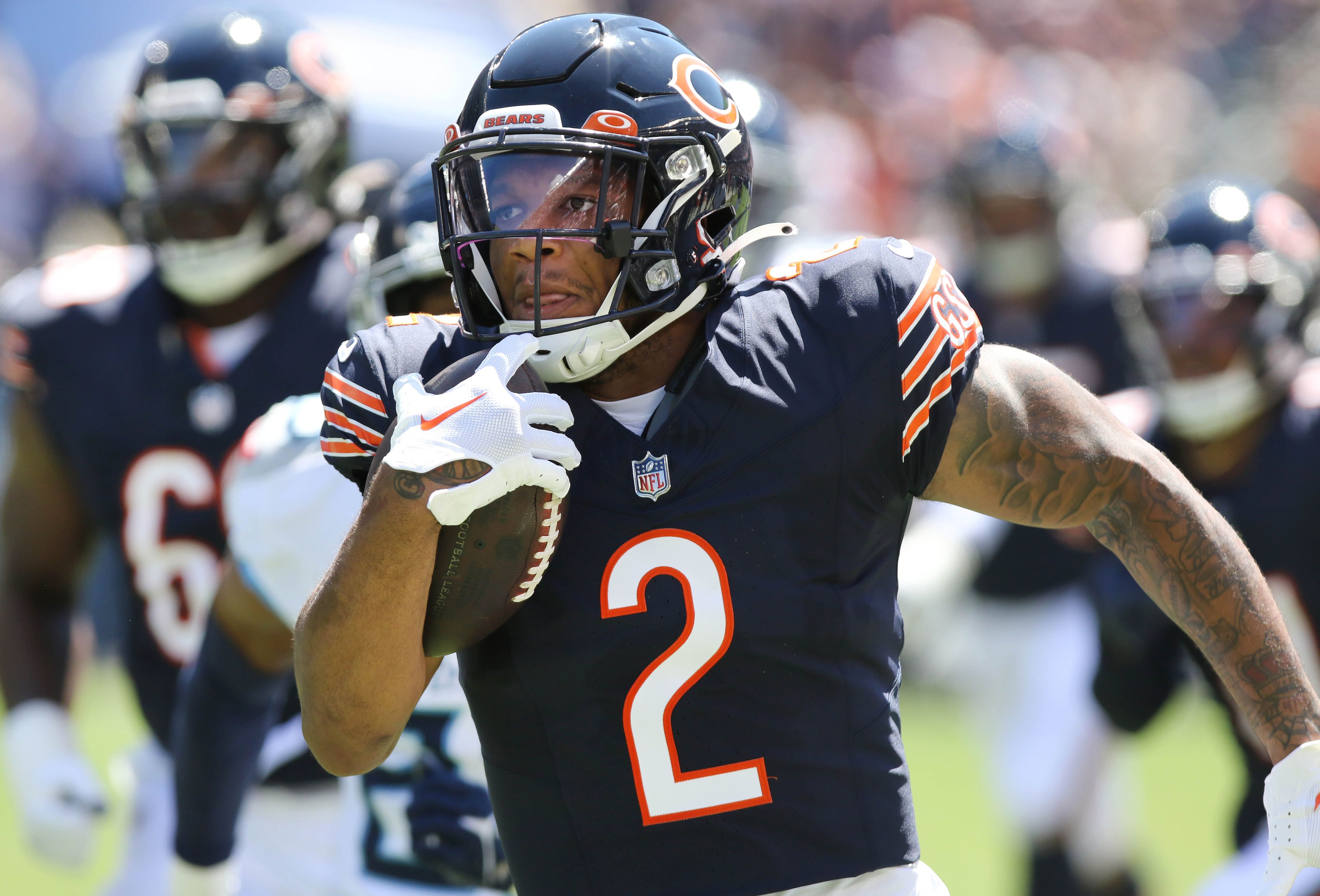 Moore scores TD on first touch, Fields efficient, Bears win first preseason  game 23-17 over Titans