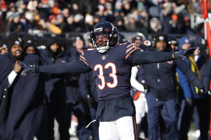 Chicago Bears cornerback Jaylon Johnson  reacts during the first half against the Philadelphia Eagles, Sunday, Dec. 18, 2022, in Chicago.