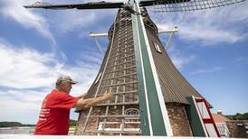 As its 25th year approaches, Fulton’s windmill needs more volunteers 