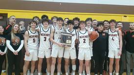 Boys basketball: McHenry tops Mundelein for first regional title since 2012