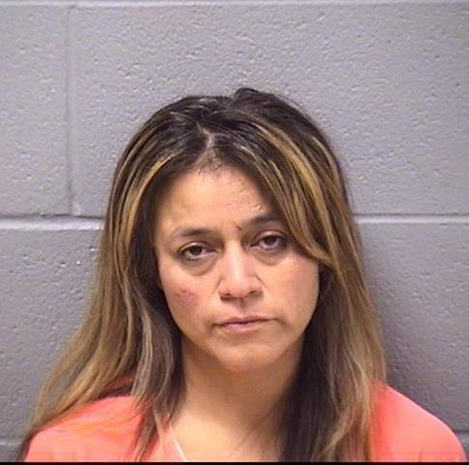 Police Joliet Woman Kicked Officer In The Groin Shaw Local 9680