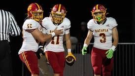 Drew Gerke’s 3 TDs powers Batavia’s blowout win at Glenbard North