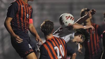 Boys soccer: Oswego battles Naperville Central to 2OT, drops sectional semifinal