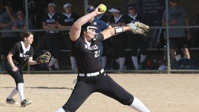 Softball: Prairie Ridge’s Mosolino, defense help send Wolves past Sterling