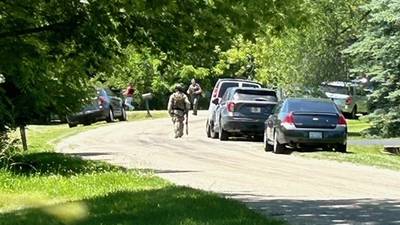 Source: Ogle County deputies shot in gunfight at Lost Nation home