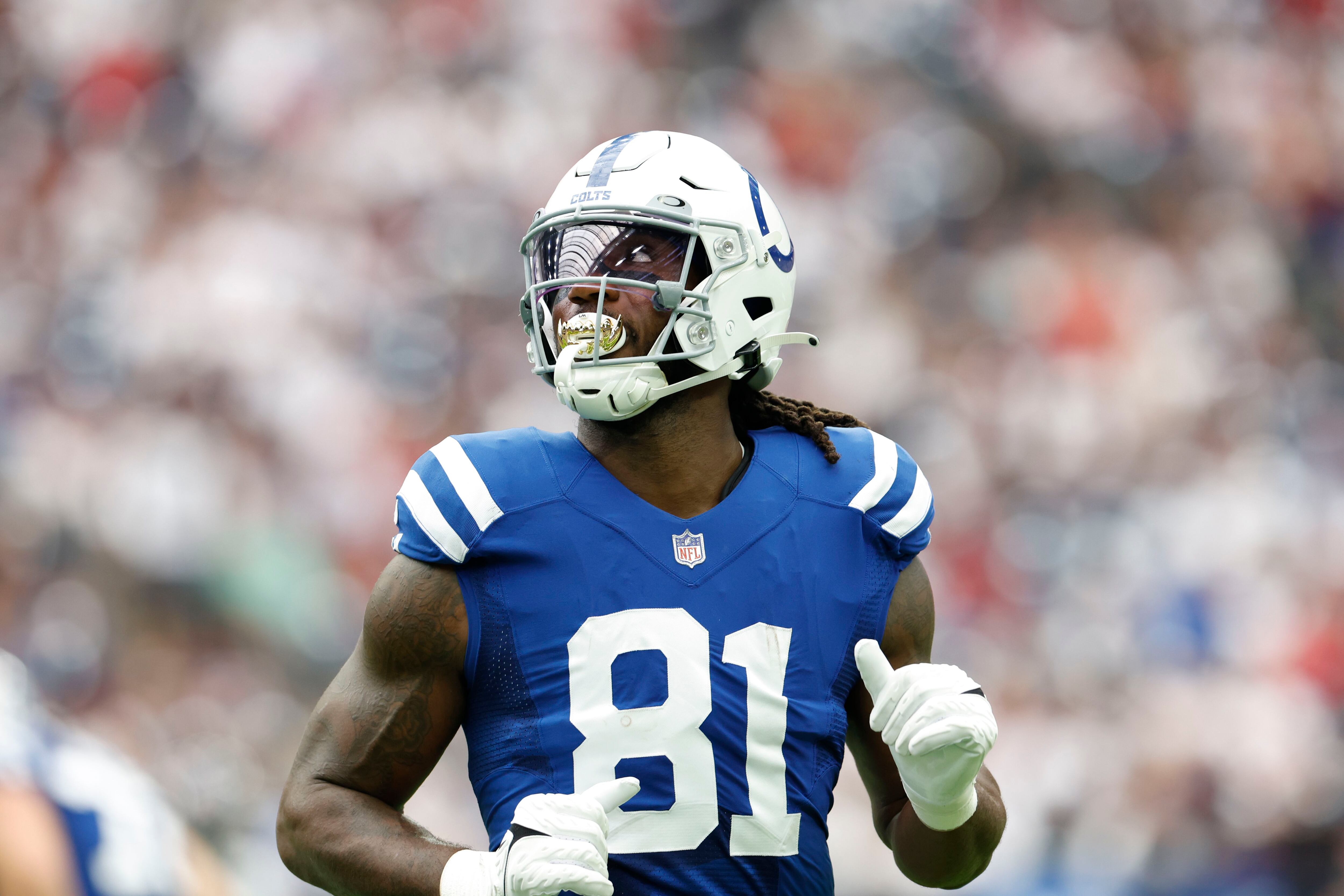 Mo Alie-Cox agrees to three-year extension worth up to $18 million to stay  with Colts