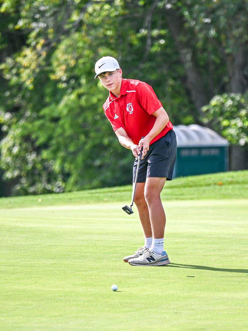 Oregon golfer Jackson Messenger strikes a putt on Aug. 22, 2024, at Silver Ridge.