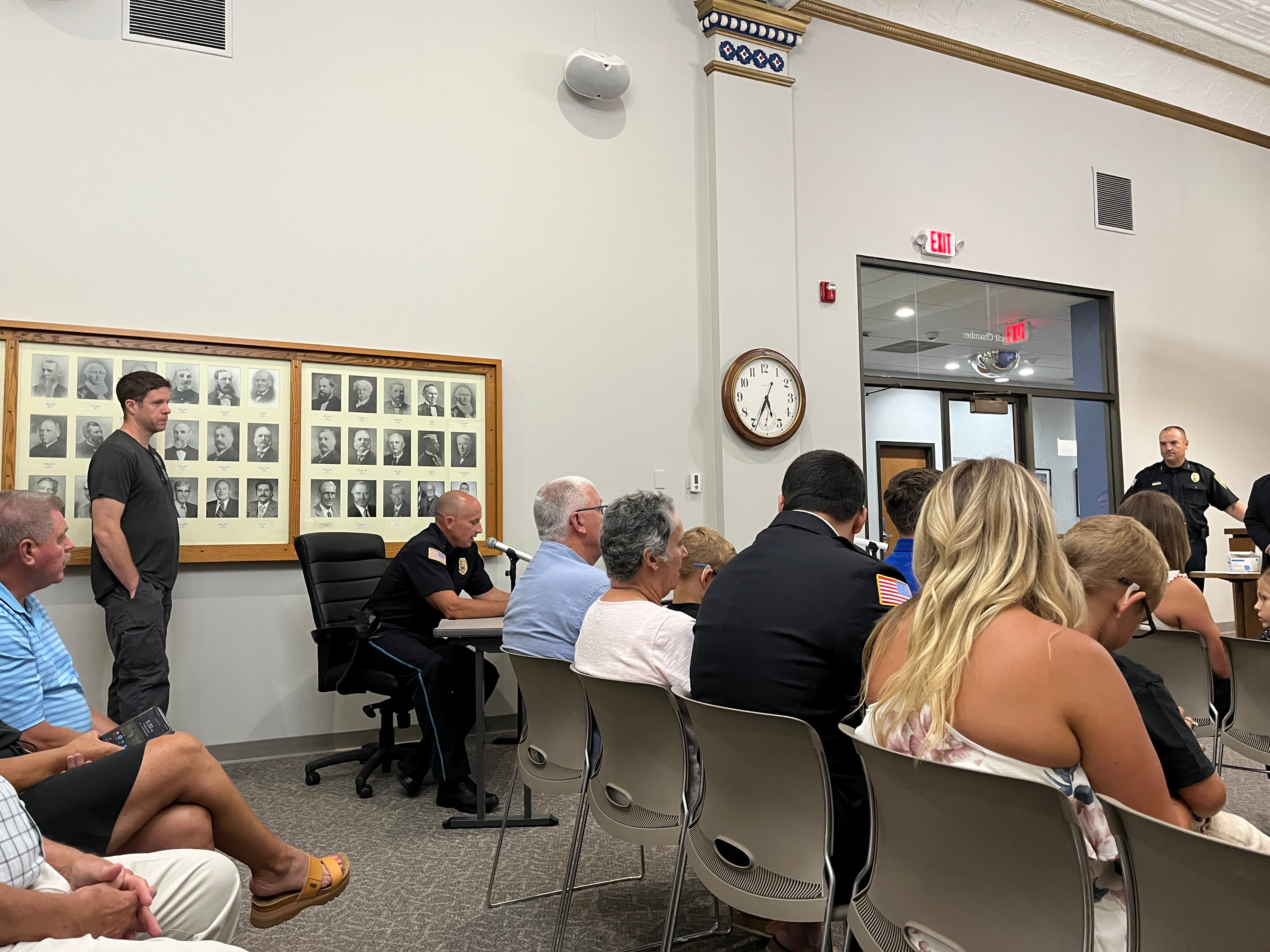 Dixon City Council draws large crowd to honor first responders