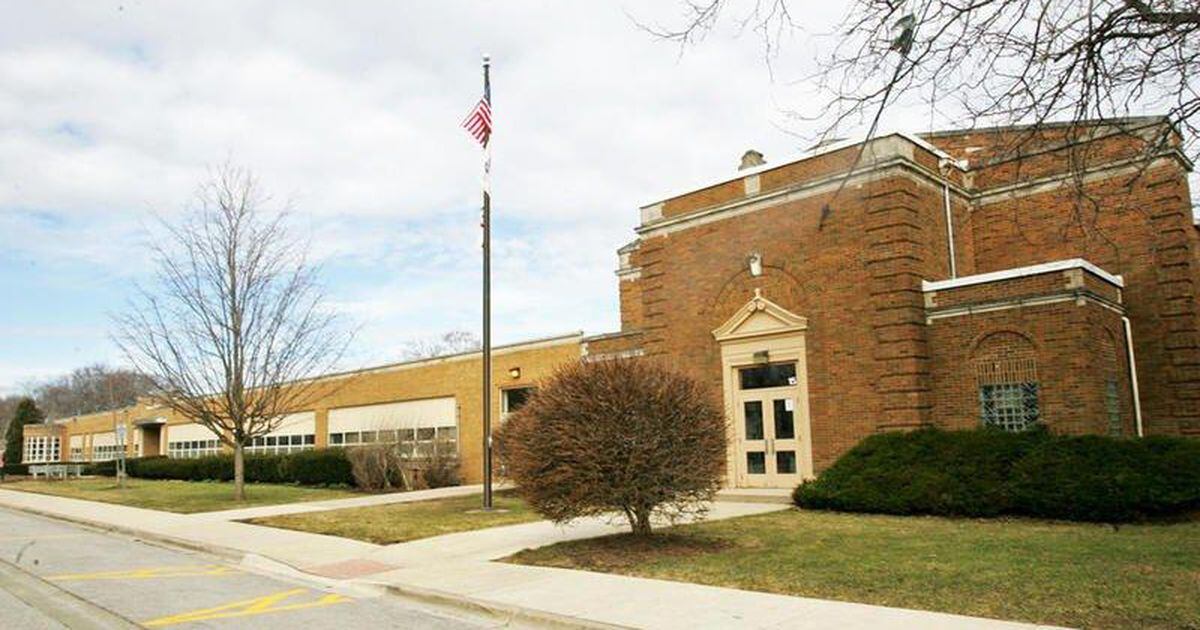 Cary School District 26 enters agreement to sell former Maplewood ...