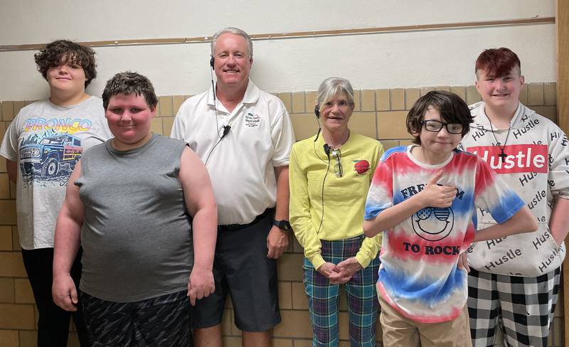 Kristal LaRette's English class at BEST interviewed two retiring administrators. Chandra Segerstrom, Egan Hicks, Deb Adams, Isaac Diveley, Izan Bradley and Cole Santee pose for a photo together.