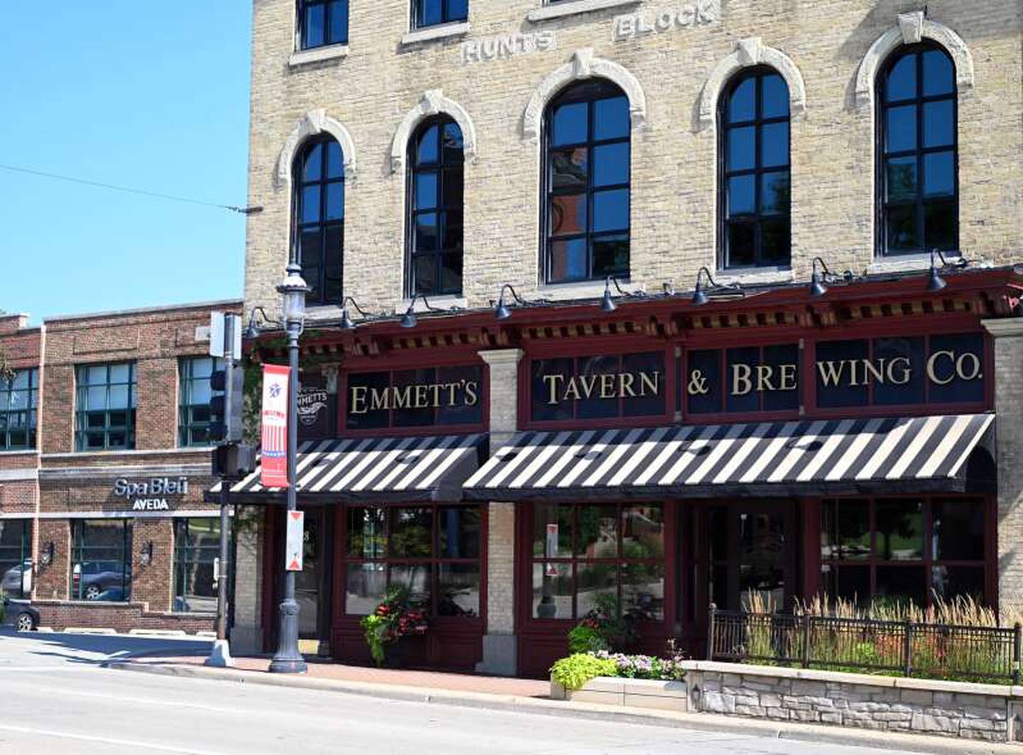 Emmett's Brewing Co. is celebrating 25 years in downtown West Dundee.