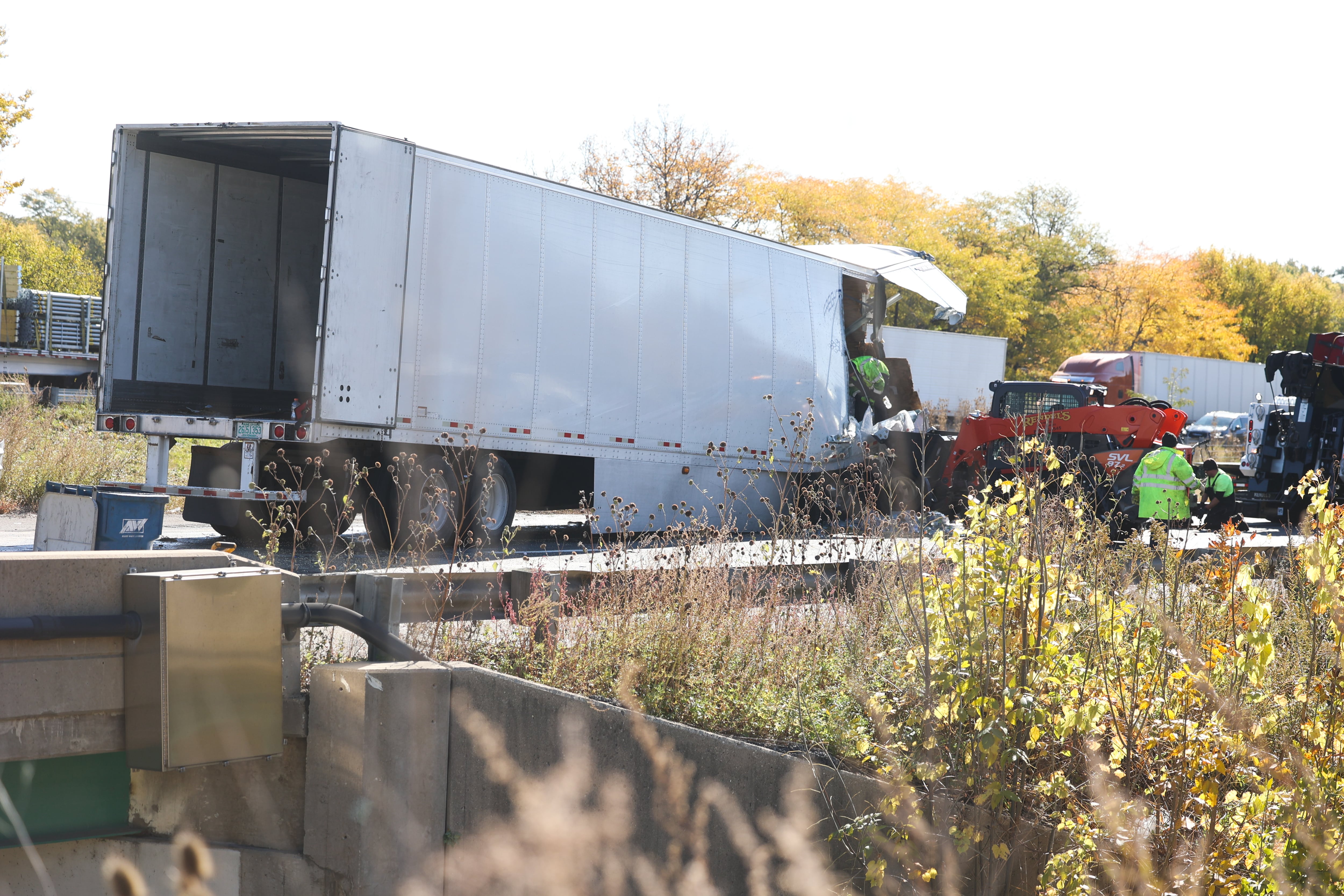 Updated: All I-55 lanes open again in Will County after semitrailer crash