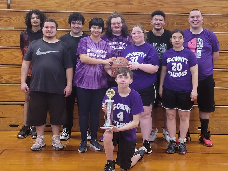 Members of the Bi-County Bulldogs are (back row, from left) Collin Mealing, Damian Hughes, Havannah Lee, J'Marion Hill, Kaleb Schipper; (middle row, from left) Angelo Heald, Samantha Zimmermann, Emily Hoffman, Samantha Merriman; and (front, holding trophy) 
Brenden Hoagland.