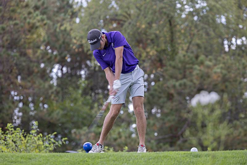 Dixon’s Mason Weigle tees off on #17 Wednesday, Sept. 27, 2023 during the class 2A golf regionals at Deer Valley Country Club.