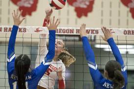 Volleyball: Oregon pulls away to top Newman at home