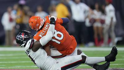 Miscues, penalties and rookie mistakes sink Chicago Bears offense in Sunday’s loss to Houston Texans