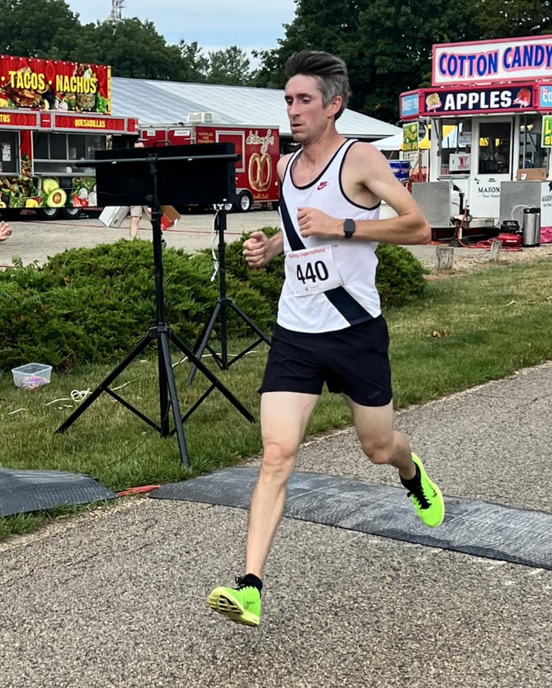 Former Bureau Valley standout Randy Bill of Cedar Falls, Iowa won this year's Walnut 5K Run/Walk for ALS with a time of 17:34.8.