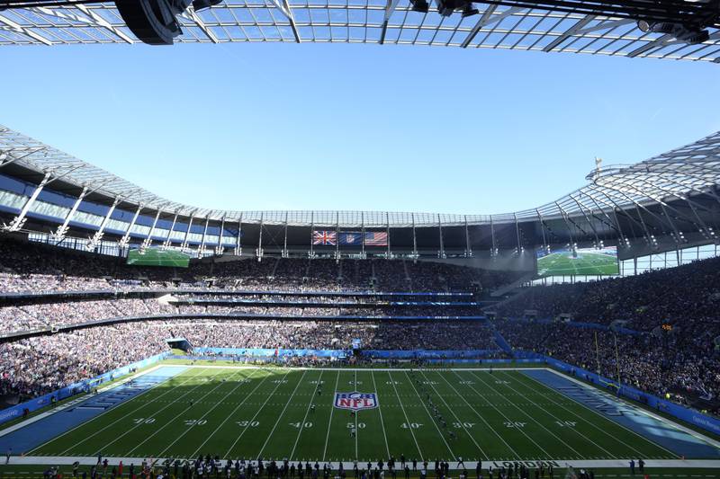 The Tennessee Titans kickoff to the Baltimore Ravens at the start of an NFL football game between the Tennessee Titans and the Baltimore Ravens at Tottenham Hotspur Stadium in London, Sunday, Oct. 15, 2023. The Baltimore Ravens defeated the Tennessee Titans 24-16. (AP Photo/Steve Luciano)