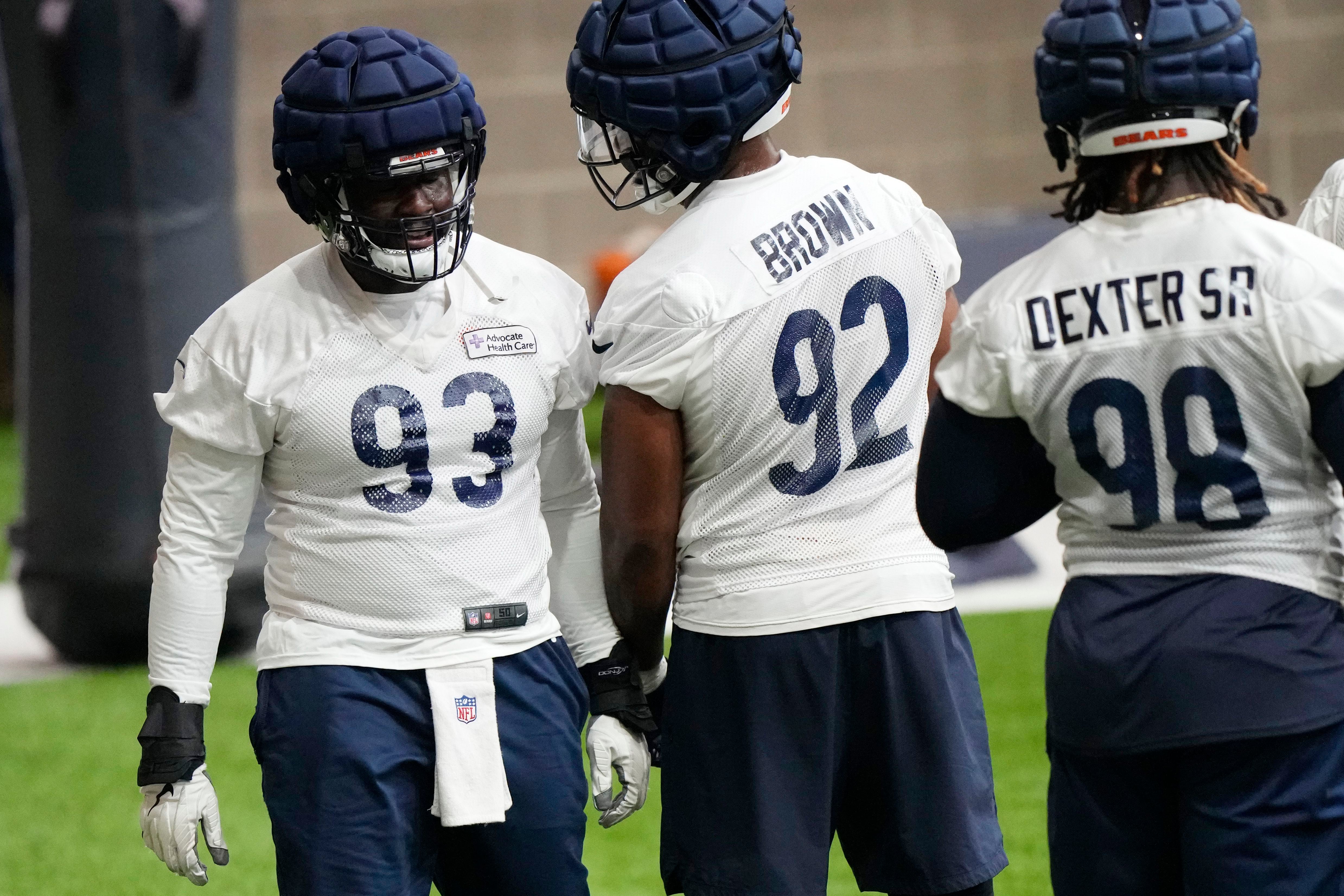 Chicago Bears defensive tackle Justin Jones (93) warms up prior to