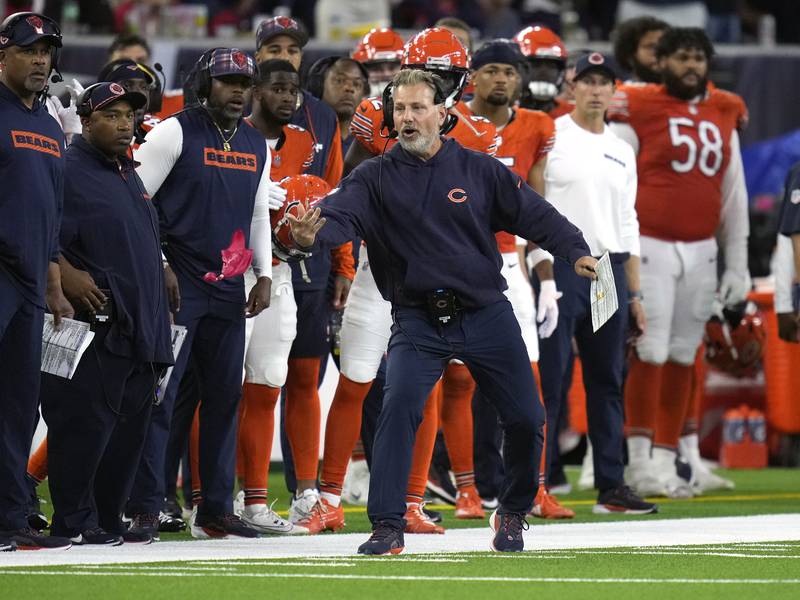 Here’s what Matt Eberflus, Chicago Bears said Monday after loss to Houston Texans