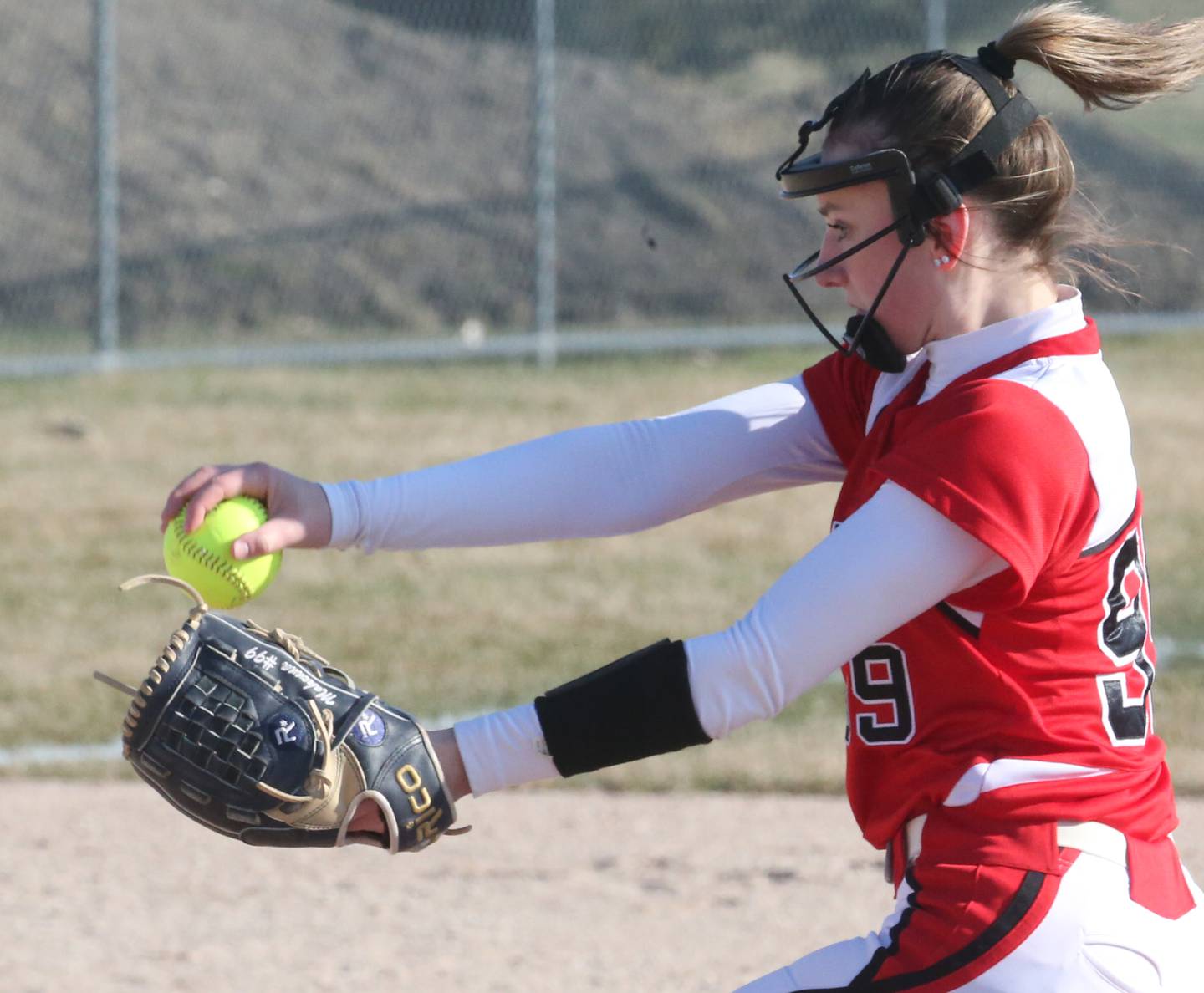 Streator's Makenna Ondrey pitches against L-P on Wednesday, March 29, 2023 at Veteran's Park in Peru.