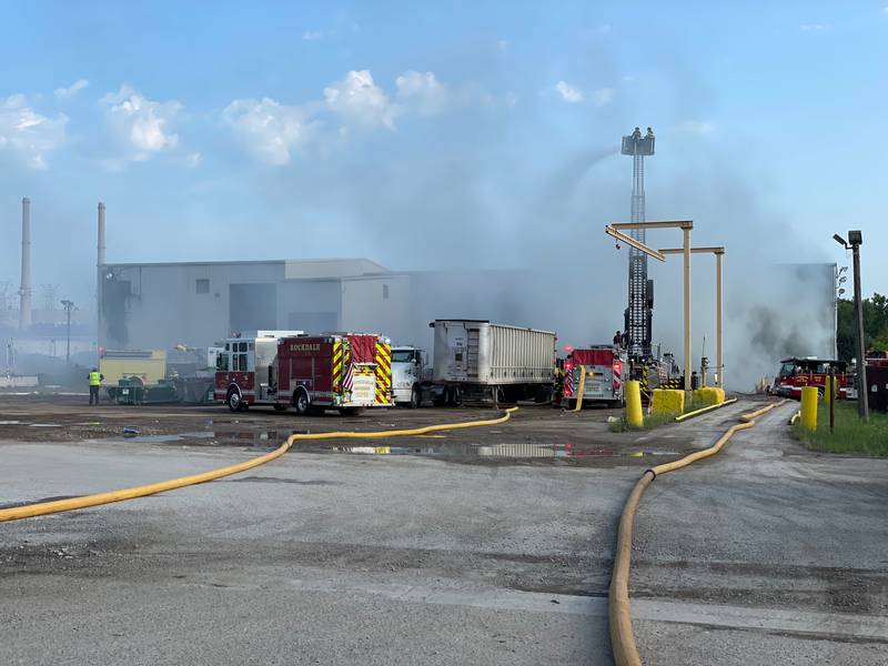 Firefighters battle blaze at Rockdale Waste Management transfer station