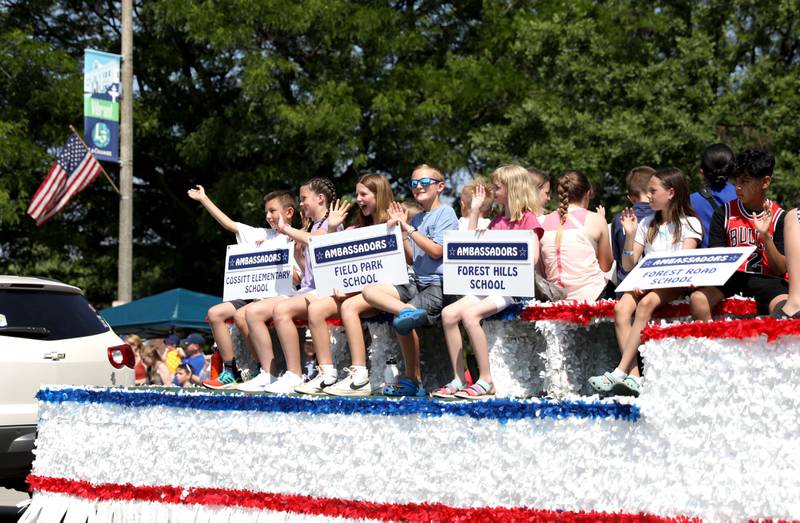 Photos 77th Annual La Grange Pet Parade Shaw Local